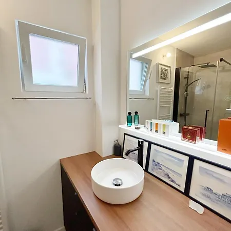 Appartamento Grand T2 Direct Sur La Pereire