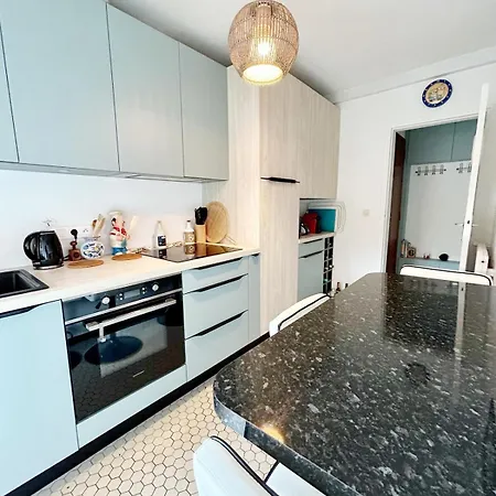 Grand T2 Direct Sur La Pereire Appartement