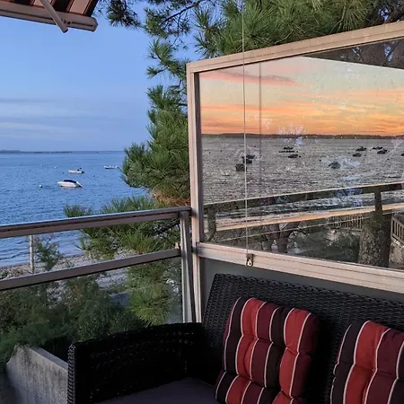 Grand T2 Direct Sur La Pereire Appartement